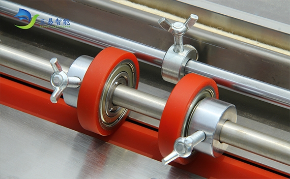 High-speed slicer - pulling mechanism